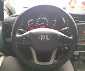 Kia Rio 2016 - Cần bán lại xe Kia Rio đời 2016, màu trắng, nhập khẩu