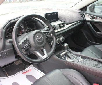 Mazda 3 1.5 AT 2018 - Bán xe Mazda 3 1.5 AT bản hatcback đời 2018, màu vàng