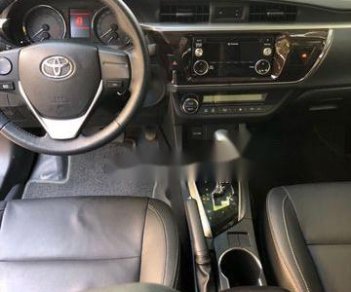 Toyota Corolla altis 2015 - Cần bán Toyota Corolla altis năm sản xuất 2015 số tự động giá cạnh tranh