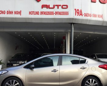 Kia K3   1.6 AT  2015 - Cần bán Kia K3 1.6, năm 2015 số tự động, 555 triệu