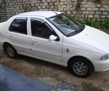 Fiat Siena 2001 - Bán Fiat Siena sản xuất 2001, màu trắng, nhập khẩu giá cạnh tranh