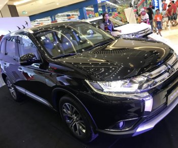 Mitsubishi Outlander 2.0 CVT 2018 - Bán Mitsubishi Outlander giá tốt nhất tại HCM