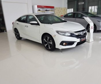 Honda Civic 1.5L Vtec Turbo 2018 - Bán Honda Civic 1.5L Vtec Turbo sản xuất năm 2018, màu trắng, nhập khẩu nguyên chiếc