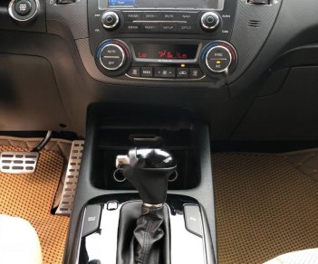 Kia Cerato 2016 - Bán xe Kia Cerato năm 2016, màu trắng chính chủ