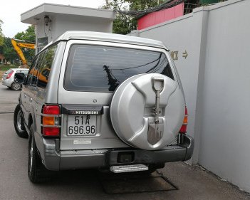 Mitsubishi Pajero   3.0 MT  2000 - Bán Mitsubishi Pajero 3.0 MT đời 2000, màu bạc chính chủ, giá chỉ 190 triệu