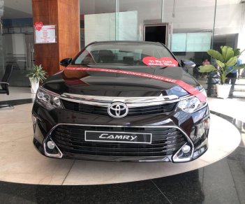 Toyota Camry 2.5Q 2018 - Bán Toyota Camry 2.5Q giá tốt, hỗ trợ vay đến 90%, lãi xuất ưu đãi, nhận xe ngay