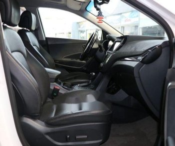 Hyundai Santa Fe   2.2AT 4WD CRDi 2015 - Cần bán lại xe Hyundai Santa Fe 2.2AT 4WD CRDi năm sản xuất 2015, màu trắng