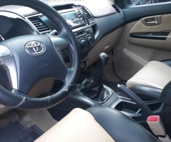 Toyota Fortuner 2.5G 2015 - Cần bán Toyota Fortuner 2.5G sản xuất năm 2015, màu bạc giá cạnh tranh