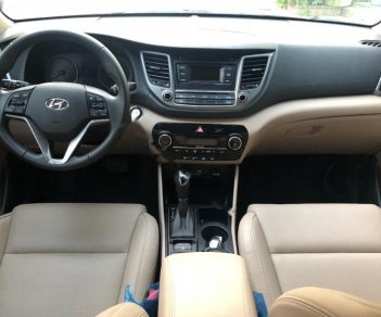 Hyundai Tucson 2.0 2016 - Bán Hyundai Tucson 2.0 năm 2016, màu đỏ, nhập khẩu 