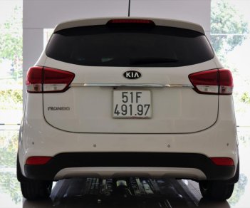 Kia Rondo 2.0 GATH 2017 - Bán xe Kia Rondo 2.0 GATH sản xuất năm 2017, màu trắng