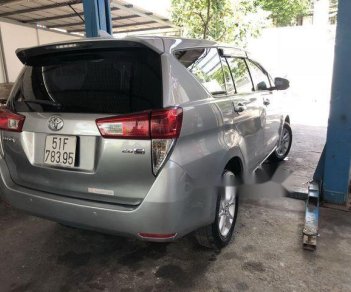 Toyota Innova 2016 - Bán ô tô Toyota Innova đời 2016, màu bạc, giá tốt