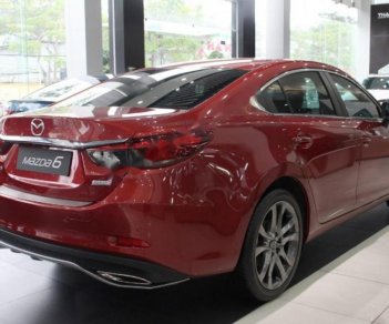 Mazda 6 2.0L Premium 2018 - Cần bán Mazda 6 2.0L Premium năm 2018, màu đỏ