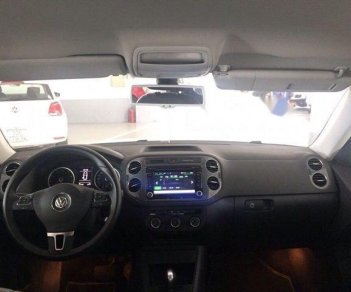 Volkswagen Tiguan   2.0L  2016 - Cần bán Volkswagen Tiguan 2.0L năm 2016, màu trắng, nhập khẩu chính chủ