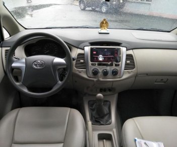 Toyota Innova 2015 - Cần bán xe Toyota Innova năm 2015