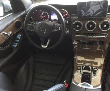 Mercedes-Benz GLC-Class 2017 - Bán Mercedes đời 2017, màu bạc, nhập khẩu