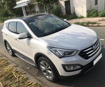 Hyundai Santa Fe 2.4AT 2017 - Cần bán xe Hyundai Santa Fe 2017 màu bạc 2.4 tự động, máy xăng