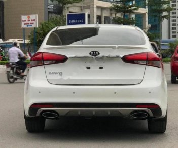 Kia Cerato Signature 1.6 AT 2017 - Cần bán lại xe Kia Cerato Signature 1.6 AT đời 2017, màu trắng