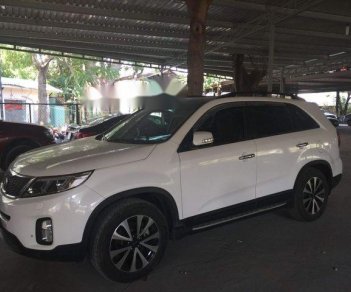 Kia Sorento   2016 - Cần bán Kia Sorento năm 2016, màu trắng còn mới, 750tr