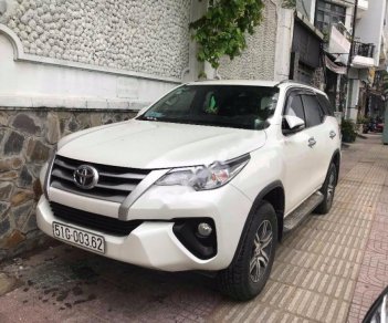 Toyota Fortuner 2.4G 4x2 MT 2017 - Cần bán gấp Toyota Fortuner 2.4G 4x2 MT sản xuất 2017, màu trắng, nhập khẩu nguyên chiếc