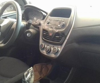 Chevrolet Spark Van 1.0 AT 2016 - Bán Chevrolet Spark Van 1.0 AT sản xuất năm 2016, màu bạc, xe nhập