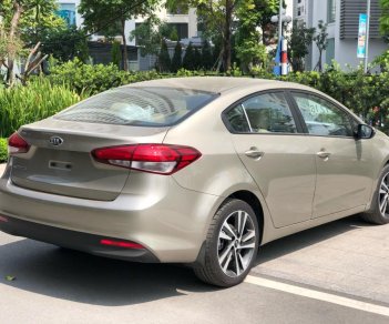 Kia Cerato 1.6 SMT 2018 - Bán Kia Cerato SMT 1.6L sản xuất 2018, giá 499tr, đủ màu, hỗ trợ ngân hàng từ 70 => 90% LH 0938.805.067