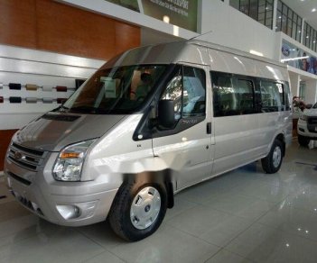 Ford Transit   2018 - Cần bán Ford Transit sản xuất 2018, màu bạc, giá 820tr