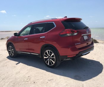 Nissan X trail 2.0L 2018 - Bán xe Nissan X trail 2.0L năm sản xuất 2018, màu đỏ, giao xe sớm nhất miền Bắc