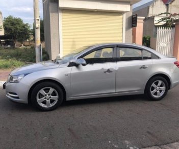 Chevrolet Cruze LS 1.6 MT 2012 - Cần bán xe Chevrolet Cruze LS 1.6 MT đời 2012, màu bạc, giá chỉ 328 triệu