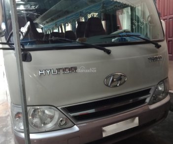 Hyundai County G 2011 - Bán Hyundai County G đời 2011, màu kem 
