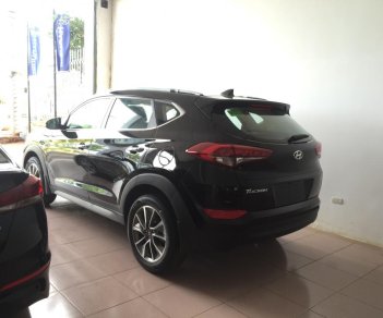 Hyundai Tucson 2.0AT 2018 - Bán Hyundai Tucson 2.0AT xăng 2018, bản tiêu chuẩn, màu đen giá cạnh tranh, hotline: 0941.46.22.77 Mr. Vũ