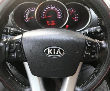 Kia Sorento 2012 - Gia đình cần bán Sorento Full Option.