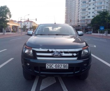 Ford Ranger XLS 2.2L 4x2 AT 2014 - Bán xe Ford Ranger XLS đời 2014, màu xám, nhập khẩu chính chủ, 520 triệu