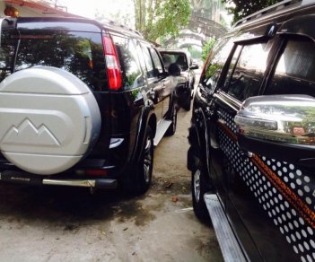 Ford Everest 2.5L 4x2 MT 2012 - Bán ô tô Ford Everest 2.5L 4x2 MT đời 2012, màu đen