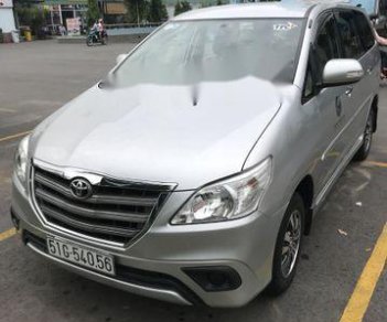 Toyota Innova 2015 - Cần bán Toyota Innova năm sản xuất 2015, màu bạc