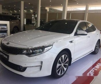 Kia Optima 2.0 ATH 2018 - Cần bán Kia Optima 2.0 ATH đời 2018, màu trắng