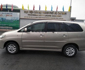 Toyota Innova 2015 - Cần bán xe Toyota Innova năm 2015