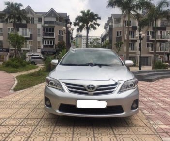 Toyota Corolla altis 1.8 2013 - Bán Toyota Corolla altis 1.8 đời 2013, màu bạc chính chủ