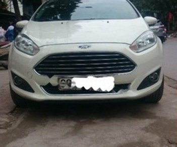 Ford Fiesta Titanium 1.5 AT 2014 - Cần bán lại xe Ford Fiesta 1.5 năm sản xuất 2014, màu trắng