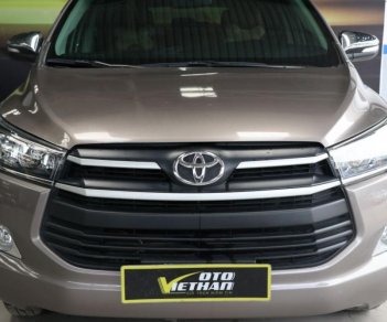 Toyota Innova E 2.0MT 2017 - Bán Toyota Innova E 2.0MT đời 2017 giá cạnh tranh