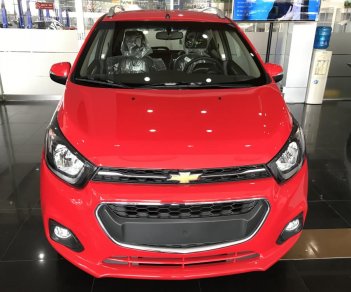 Chevrolet Spark LS 2018 - Bán xe Spark LS đời 2018, màu trắng, trả trước 40 triệu nhận xe, LH: 0947.458.202