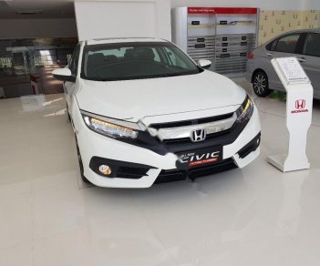 Honda Civic 1.5L Vtec Turbo 2018 - Bán Honda Civic 1.5L Vtec Turbo sản xuất năm 2018, màu trắng, nhập khẩu nguyên chiếc