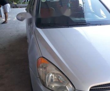 Hyundai Verna   2009 - Bán xe Hyundai Verna 2009, màu bạc chính chủ, 180tr