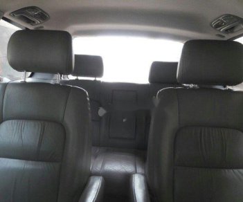 Kia Carnival 2006 - Cần bán gấp Kia Carnival đời 2006