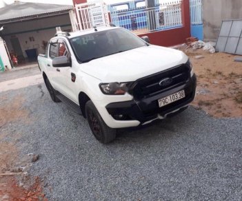 Ford Ranger XLS 2.2L 4x2 AT 2016 - Cần bán gấp Ford Ranger XLS 2.2L 4x2 AT đời 2016, màu trắng, nhập khẩu như mới