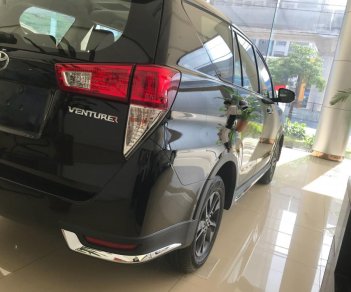 Toyota Innova Venturer 2018 - Bán Toyota Innova Venturer 2018 màu đen - Hỗ trợ trả góp 90%, bảo hành chính hãng 3 năm/Hotline: 0898.16.8118