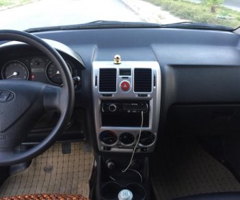 Hyundai Getz 2010 - Cần bán gấp Hyundai Getz sản xuất 2010, màu bạc như mới