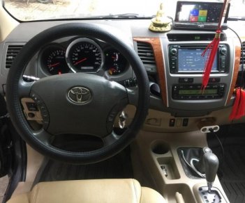 Toyota Fortuner 2.7V 4x4 AT 2009 - Cần bán Toyota Fortuner 2.7V 4x4 đời 2009, màu xám