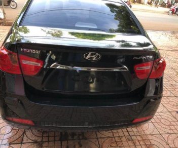 Hyundai Avante 1.6 MT 2013 - Cần bán xe Hyundai Avante 1.6 MT đời 2013, màu đen, giá tốt