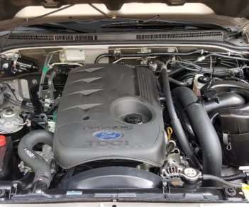 Ford Everest Limited 4x2 2015 - Bán Ford Everest 2.5 AT Limited màu phấn hồng, sản xuất cuối 2015 số tự động