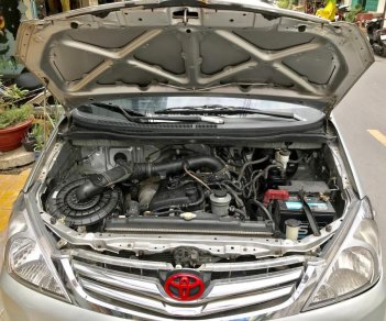 Toyota Innova 2008 - Cần bán Innova J lên G, màu bạc, nhập khẩu